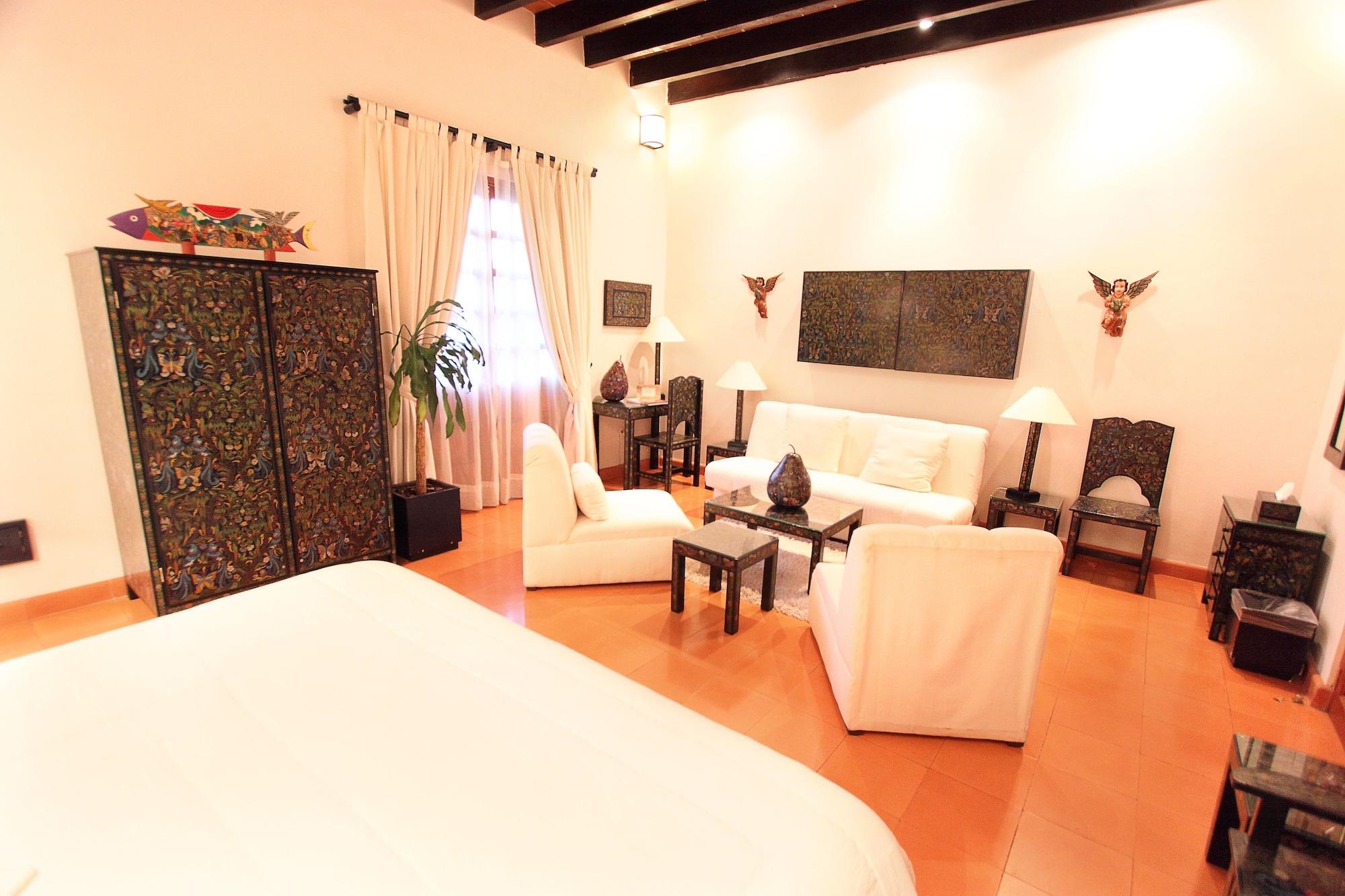 Hotel Boutique La Casa Azul เควนาวากา ภายนอก รูปภาพ