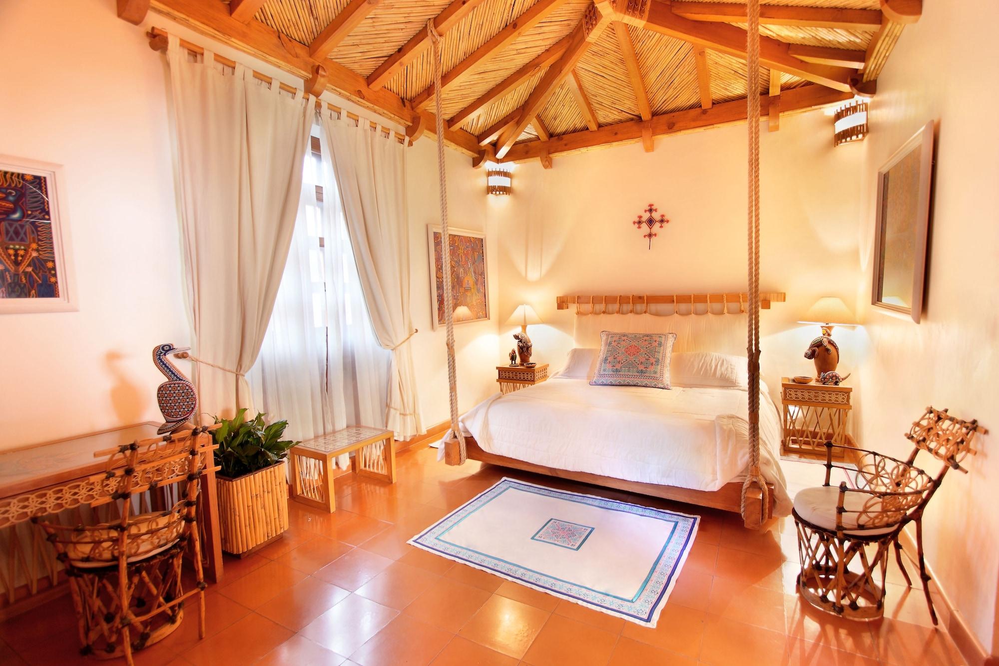 Hotel Boutique La Casa Azul เควนาวากา ภายนอก รูปภาพ